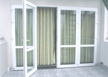 THU MUA CỬA NHỰA LÕI THÉP